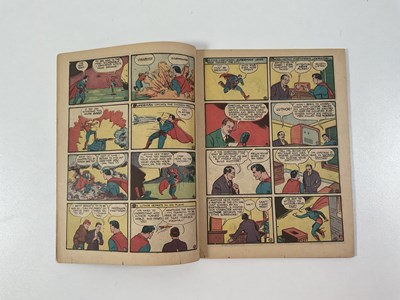 Lot 542 - SUPERMAN #4 (1940 - DC) - The second...