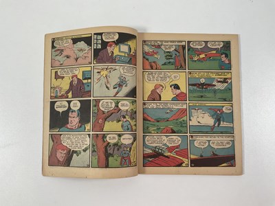 Lot 542 - SUPERMAN #4 (1940 - DC) - The second...