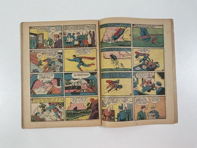 Lot 542 - SUPERMAN #4 (1940 - DC) - The second...