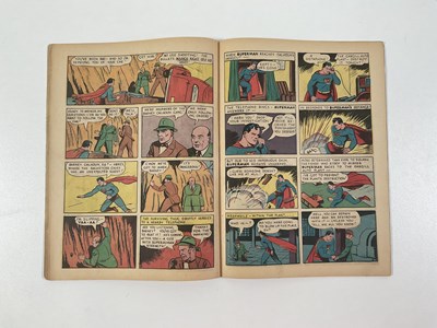 Lot 542 - SUPERMAN #4 (1940 - DC) - The second...