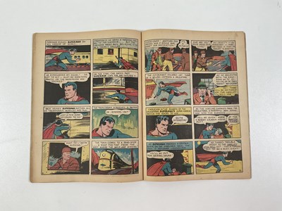 Lot 542 - SUPERMAN #4 (1940 - DC) - The second...