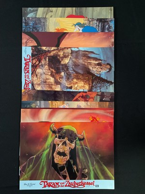 Lot 303 - THE BLACK COULDRON (1985) A group of movie...