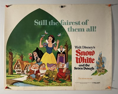 Lot 365 - SNOW WHITE AND THE SEVEN DWARFS (1937) A group...
