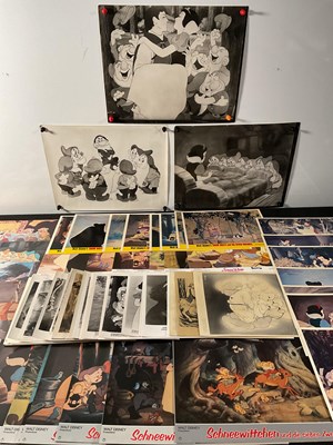 Lot 367 - SNOW WHITE AND THE SEVEN DWARFS (1937) A...
