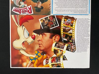 Lot 386 - WHO FRAMED ROGER RABBIT (1988) A set of 8 US...