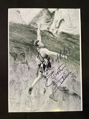 Lot 553 - SYLVESTER STALLONE autographed 8" x 10" still...