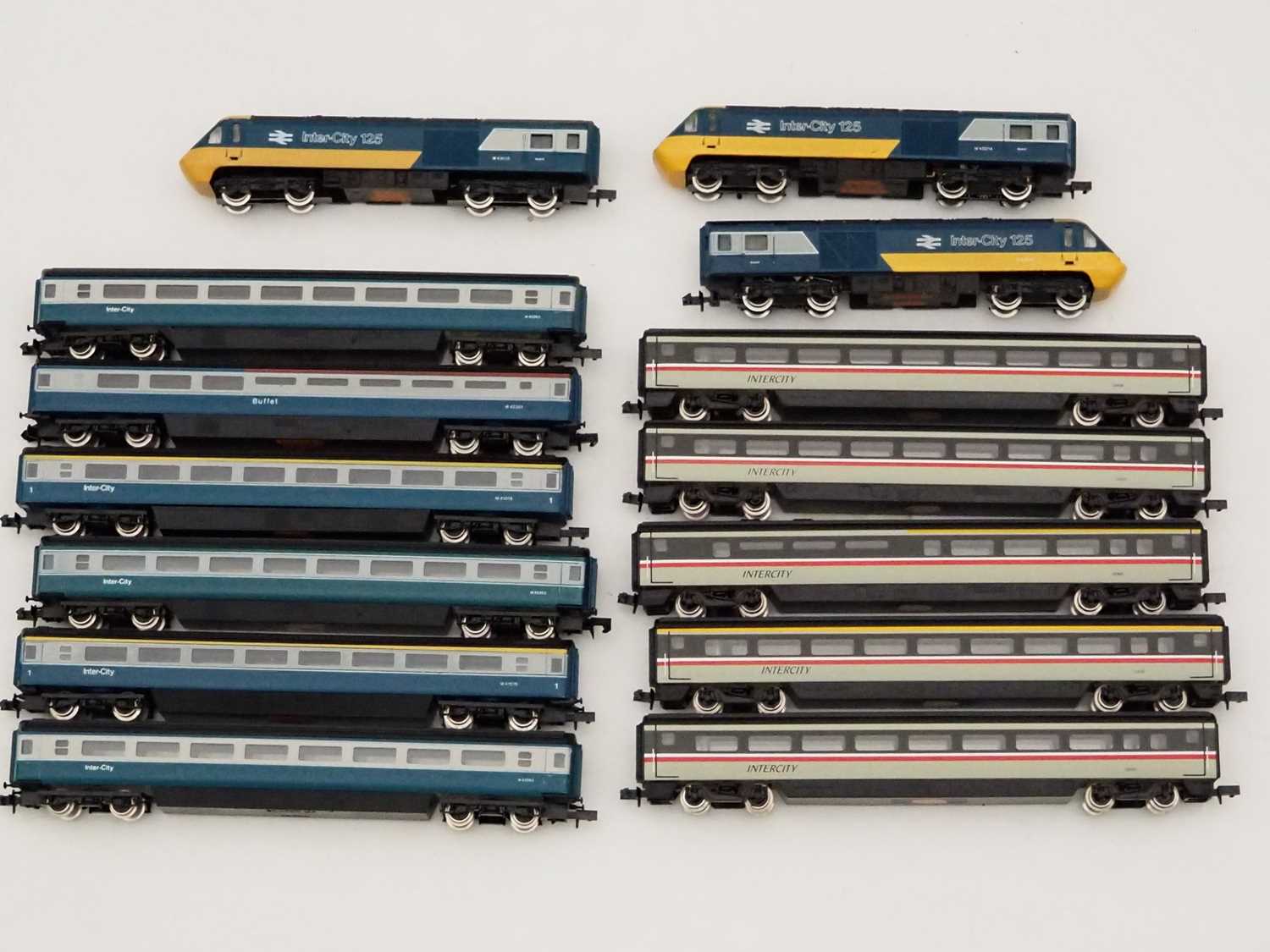 Lot 6 - GRAHAM FARISH - a quantity of InterCity 125...
