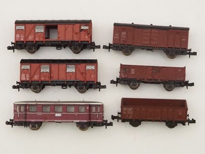 Lot 11 - A group of European outline N gauge steam...