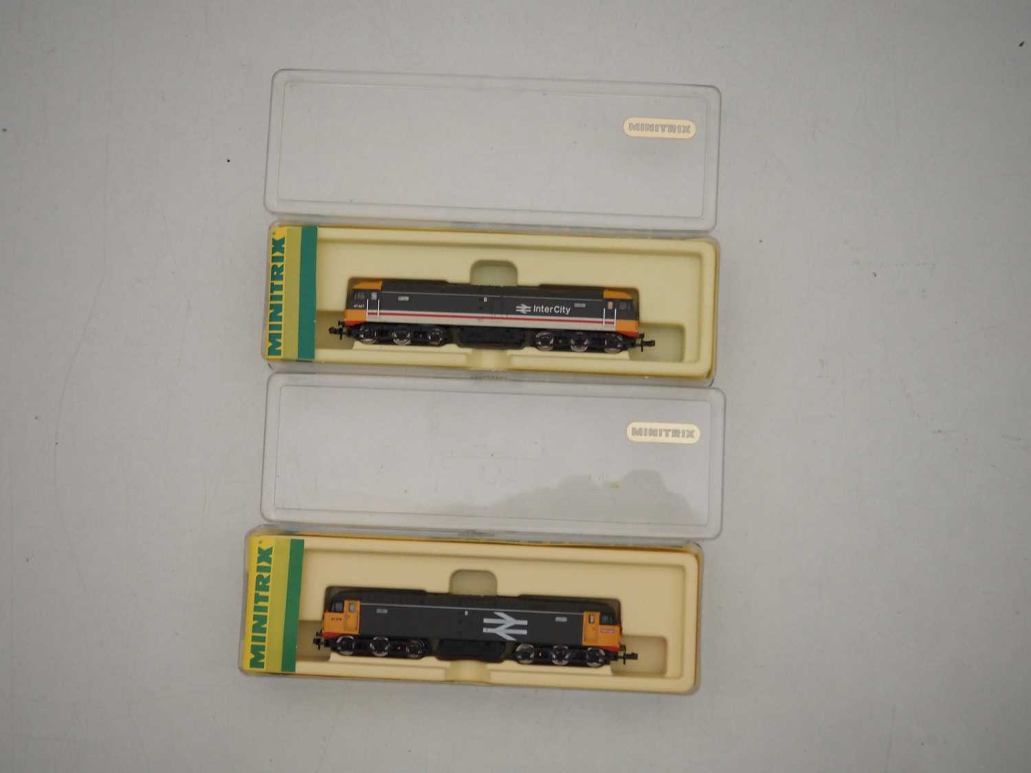 Lot 15 - MINITRIX - a pair of N gauge class 47 diesel...