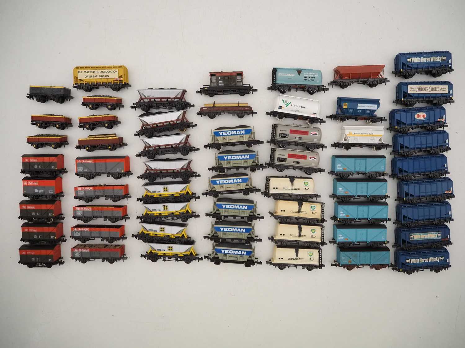 Lot 16 - A group of N gauge modern image wagons by...