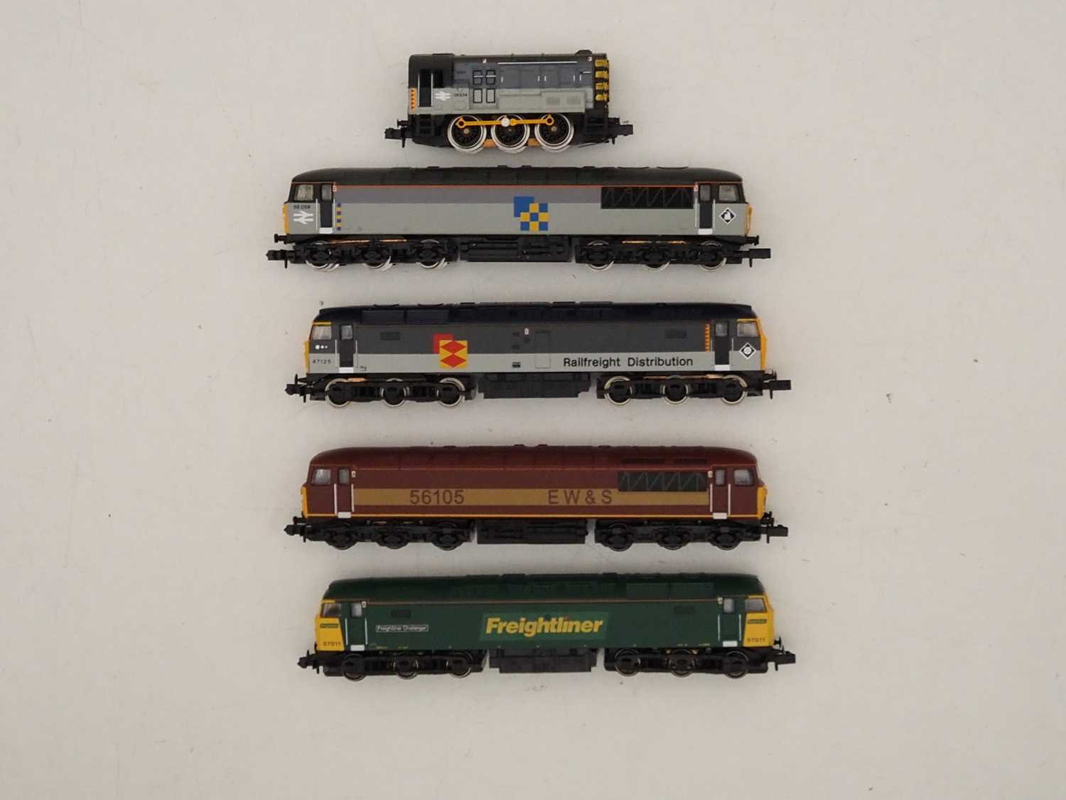 Lot 18 - GRAHAM FARISH - a group of N gauge diesel...