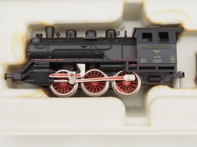 Lot 27 - A group of FLEISCHMANN HO gauge German outline...
