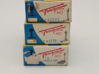Lot 28 - A group of mostly boxed vintage FLEISCHMANN...