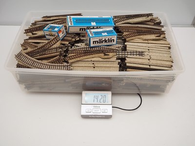Lot 31 - MARKLIN - A large crate of 3-rail HO M-track...