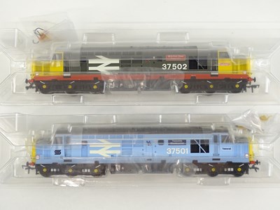 Lot 300 - A BACHMANN 32-381T Class 37 diesel locomotive...