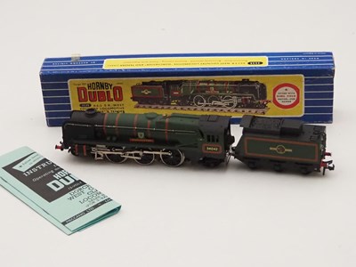Lot 103 - A HORNBY DUBLO OO gauge 3235 3-rail West...