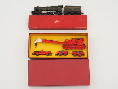 Lot 109 - A HORNBY DUBLO 2220 OO gauge 2-rail Castle...
