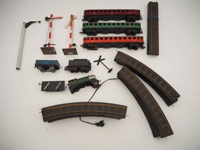 Lot 209 - A tray of European outline S gauge rolling...