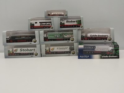 Lot 328 - A group of OXFORD DIECAST 1:76 scale (OO...