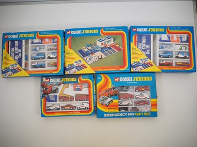 Lot 390 - CORGI Juniors - 1970's issue 'Rescue' and...