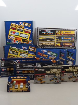 Lot 415 - CORGI - Gift sets including examples from the '...