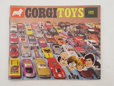 Lot 526 - A CORGI complete trade box of 1972 British...