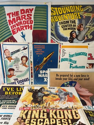 Lot 230 - A selection of sci-fi and fantasy film posters...