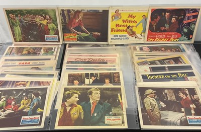 Lot 64 - A large quantity of mixed 1940s and 50s lobby...