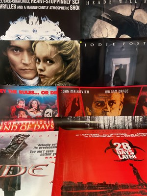 Lot 210 - A scarily good selection of Horror film...