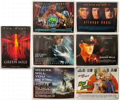 Lot 224 - A selection of sci- film posters comprising...