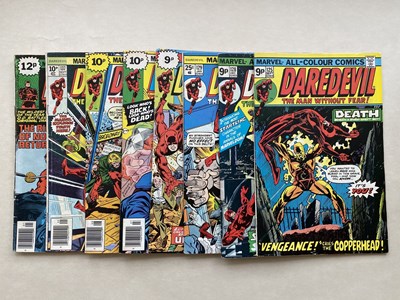 Lot 381 - DAREDEVIL # 125, 128, 129, 133, 135, 136, 137,...