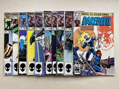 Lot 386 - DAREDEVIL # 160, 220, 222, 223, 224, 225, 226,...