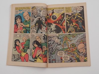 Lot 261 - SILVER SURFER #1 - (1968 - MARVEL) - Silver...