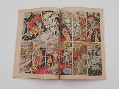 Lot 261 - SILVER SURFER #1 - (1968 - MARVEL) - Silver...