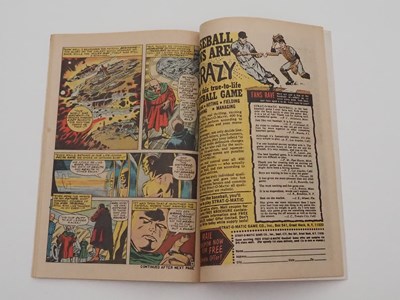 Lot 261 - SILVER SURFER #1 - (1968 - MARVEL) - Silver...