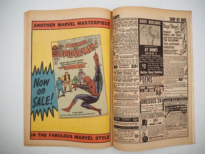Lot 462 - AVENGERS #4 (1964 - MARVEL - UK Price Variant)...