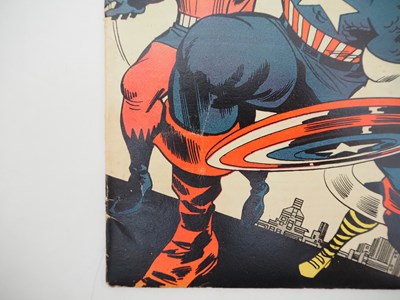 Lot 462 - AVENGERS #4 (1964 - MARVEL - UK Price Variant)...