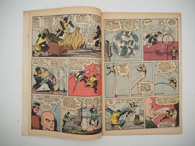Lot 466 - X-MEN #1 (1963 - MARVEL - UK Price Variant) -...
