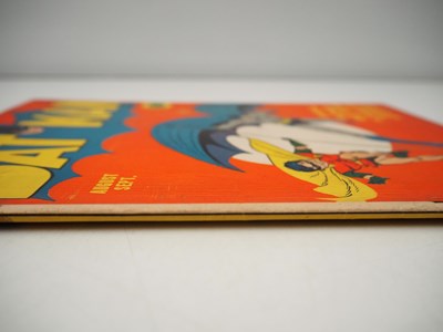 Lot 489 - BATMAN #6 (1941 - DC) - 'Murder on Parole' -...