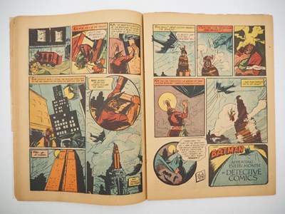 Lot 490 - BATMAN #1 (1940 - DC) - Featuring the first...