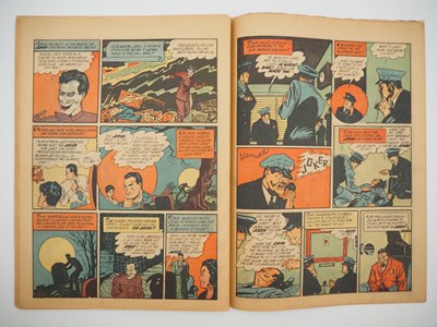 Lot 490 - BATMAN #1 (1940 - DC) - Featuring the first...