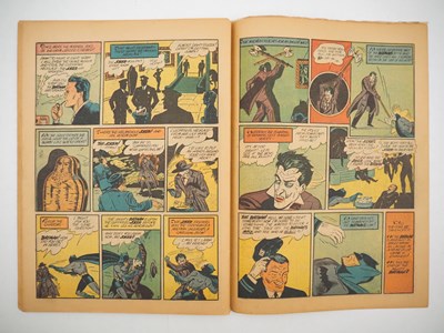 Lot 490 - BATMAN #1 (1940 - DC) - Featuring the first...