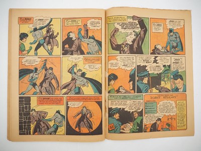 Lot 490 - BATMAN #1 (1940 - DC) - Featuring the first...