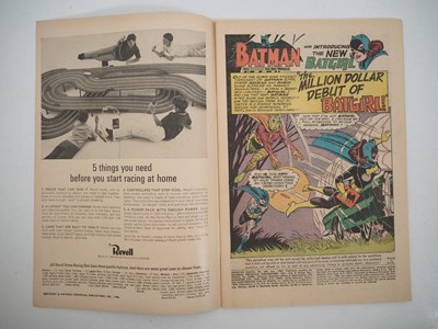 Lot 391 - DETECTIVE COMICS #359 - (1967 - DC) - First...