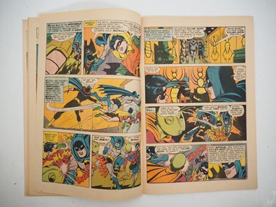 Lot 391 - DETECTIVE COMICS #359 - (1967 - DC) - First...