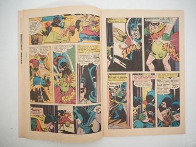 Lot 391 - DETECTIVE COMICS #359 - (1967 - DC) - First...