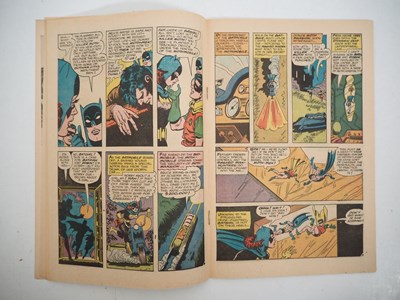 Lot 391 - DETECTIVE COMICS #359 - (1967 - DC) - First...