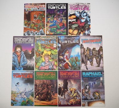 Lot 179 - TEENAGE MUTANT NINJA TURTLES #1 (4th Print), 9,...
