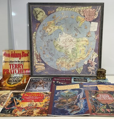 Lot 415 - A selection of Terry Pratchett Discworld...
