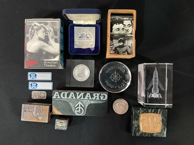 Lot 432 - CONTENTS OF TV EXECUTIVE’S DESK including a...